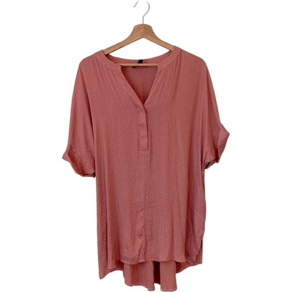 Lane Bryant | Popover V-Neck Top Blouse Abstract Polkadots Size 14/16 Flowy - Picture 2 of 8